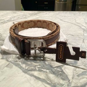Men’s Coach Belt, NWT, Size 42